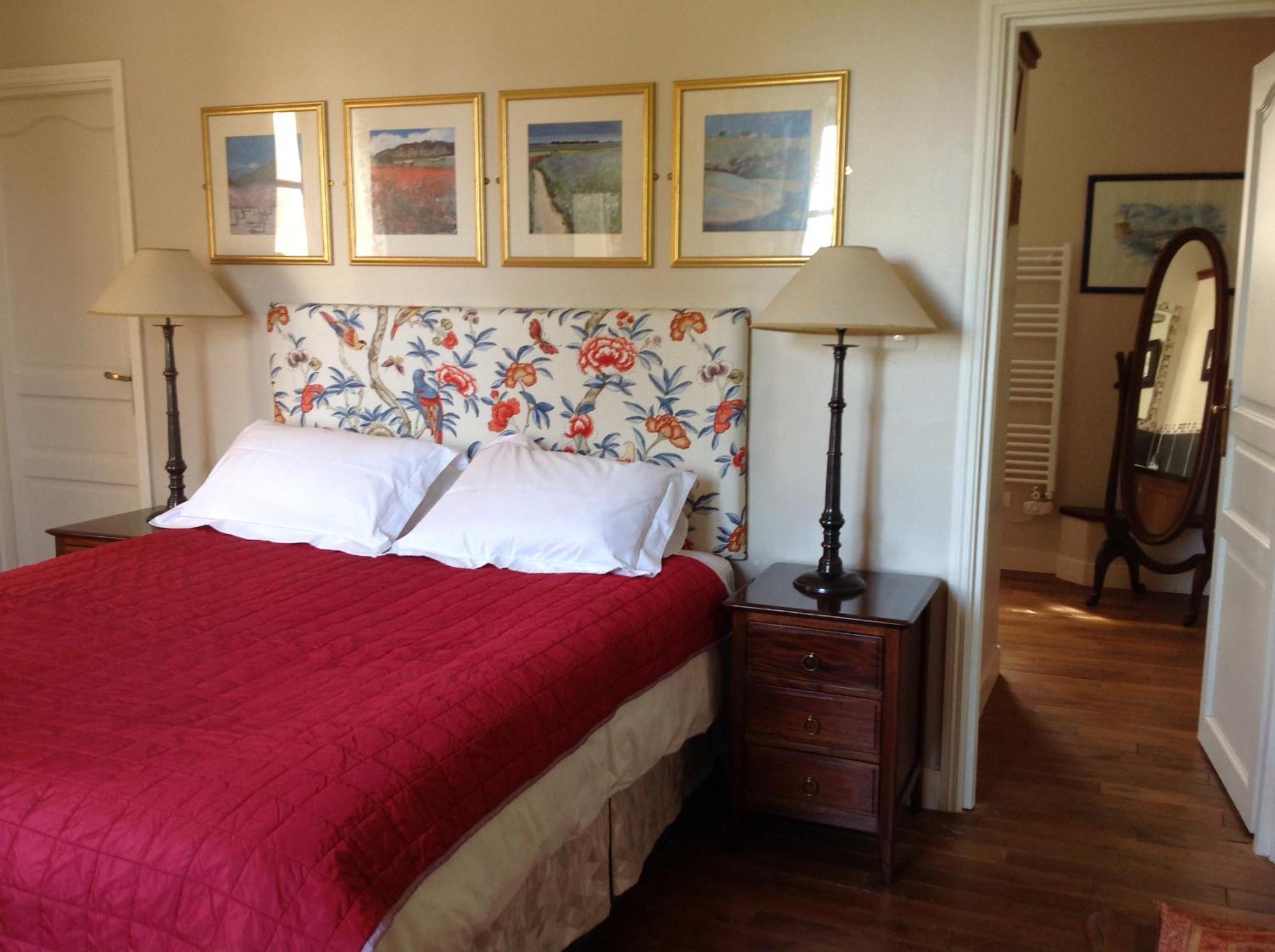 La Grange Terrou Guest House Saint-Germain-de-Confolens Bagian luar foto
